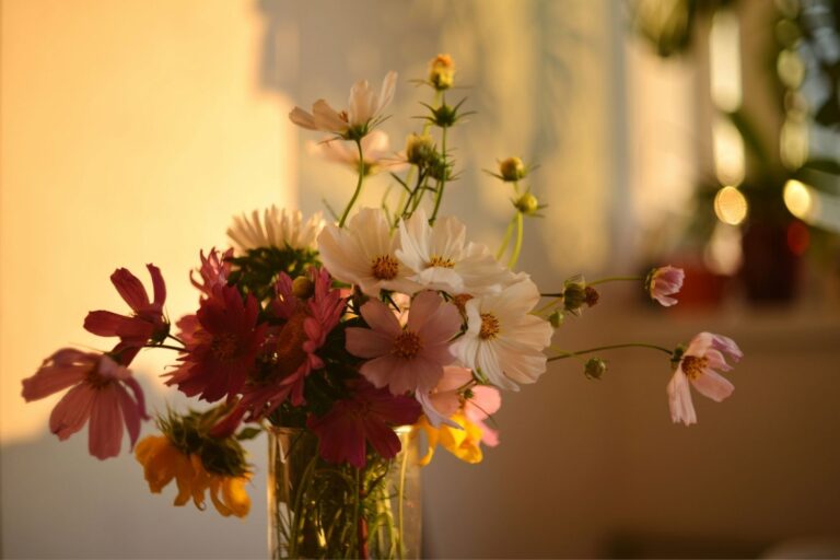How to send flowers to a hotel room