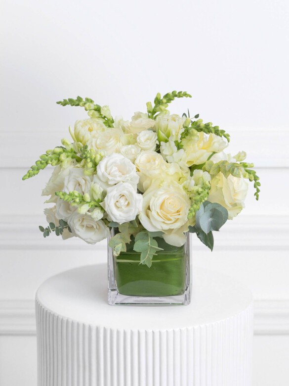 Paulette Centerpiece Collection