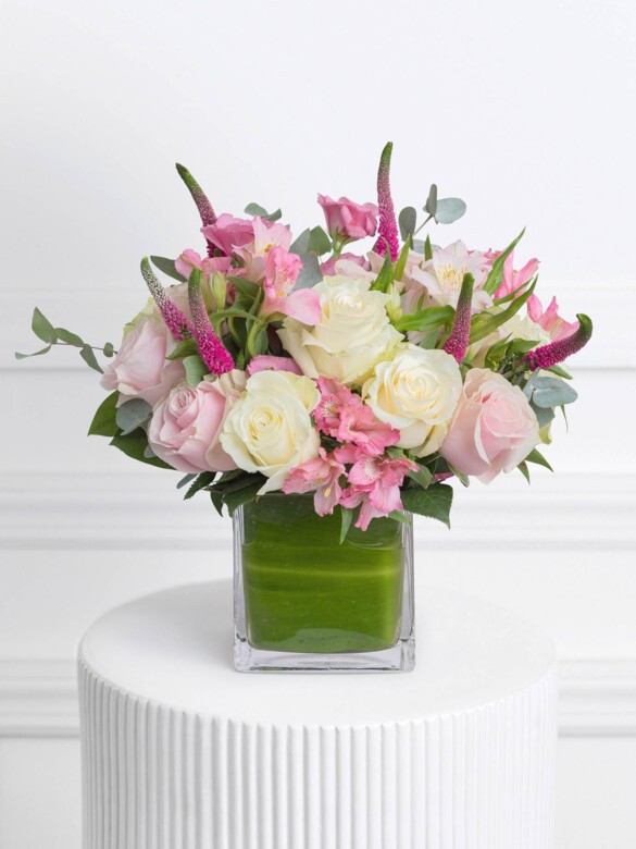 Felice Centerpiece Collection